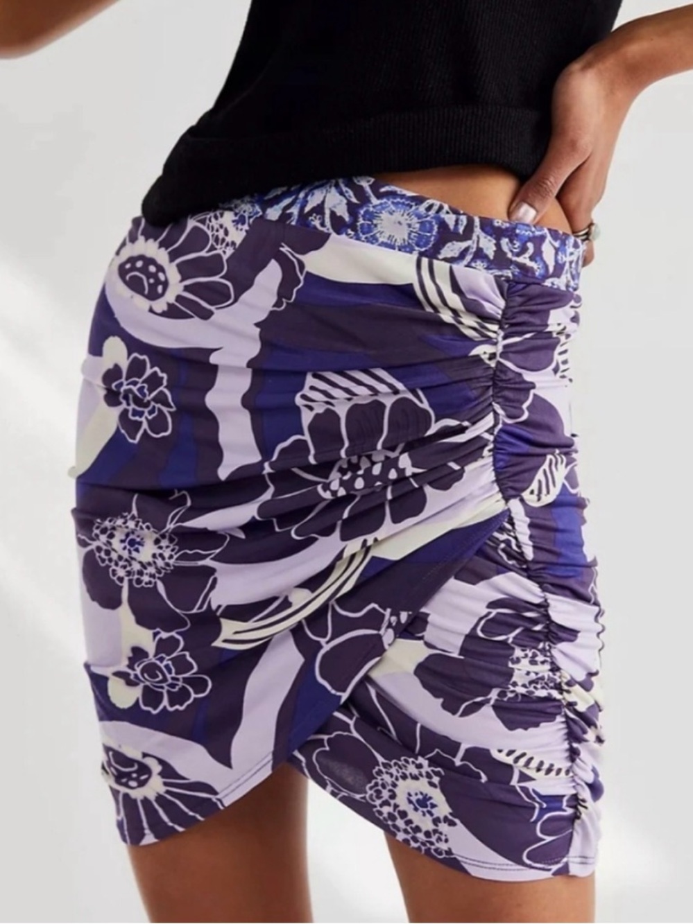 🌻NEW NWOT Free People She’s Something Else Printed Mini Tulip Skirt Size S